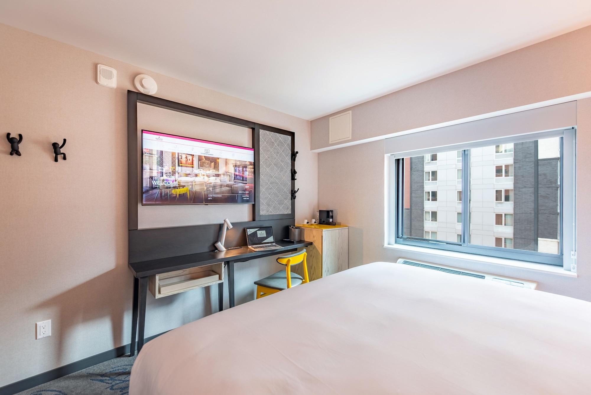 Hotel cr7 new york shop